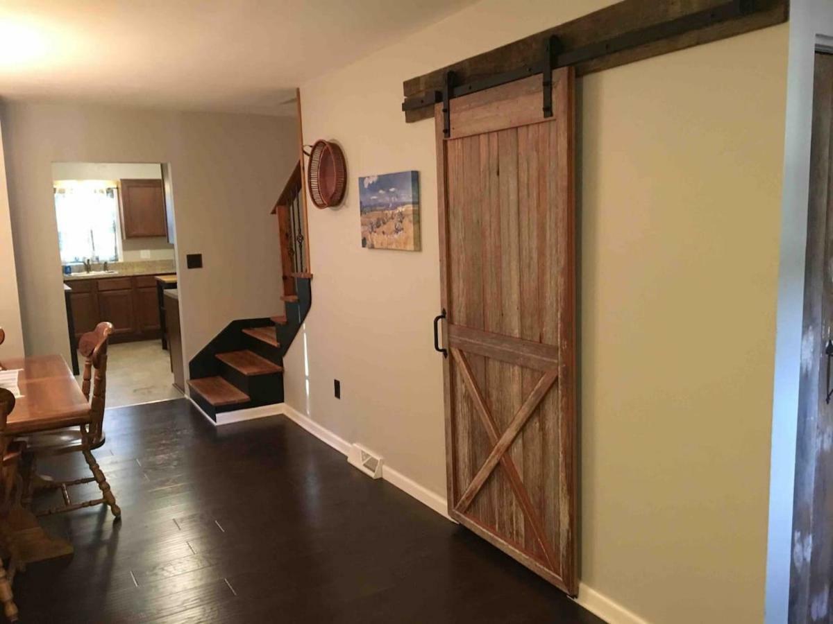 Charming Home In Friendly Neighborhood Lancaster Eksteriør bilde